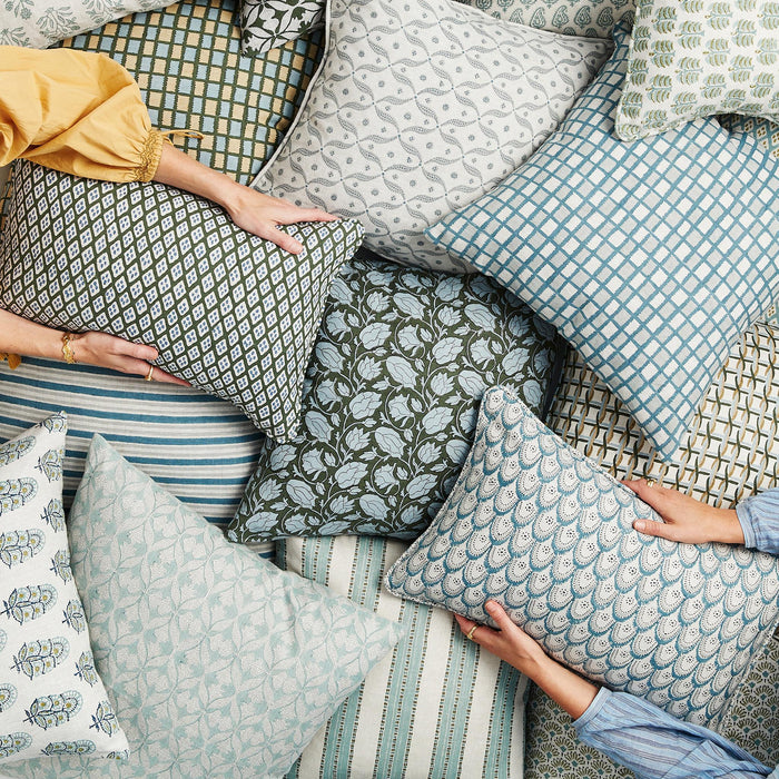 Azores Mineral Lumbar Pillow