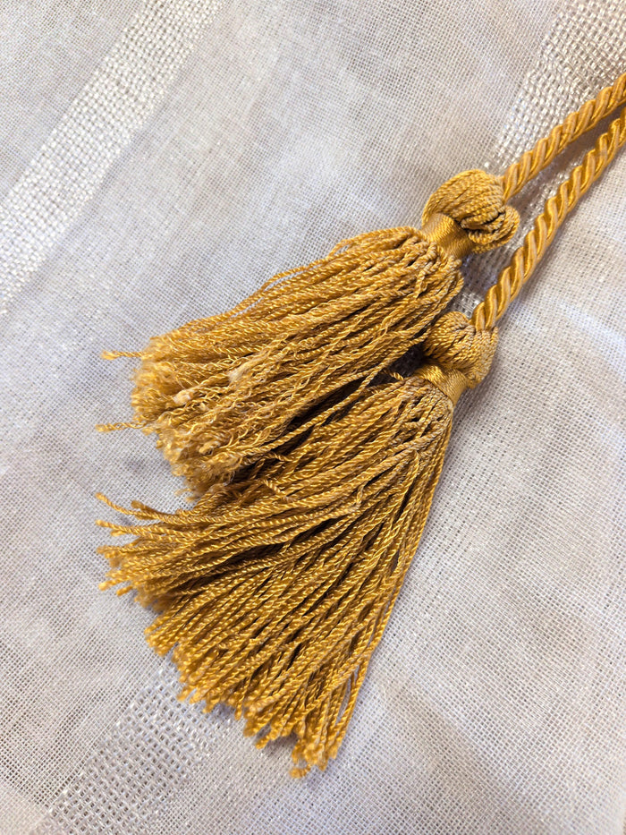 Deep Gold Simple Tassel