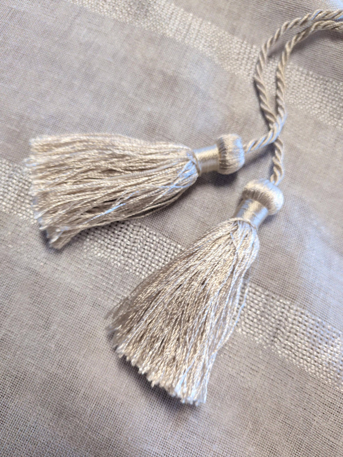 Champagne Simple Tassel