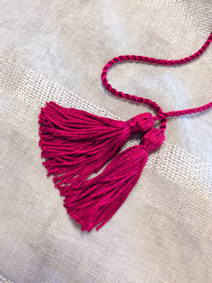 Red Short Tassel
