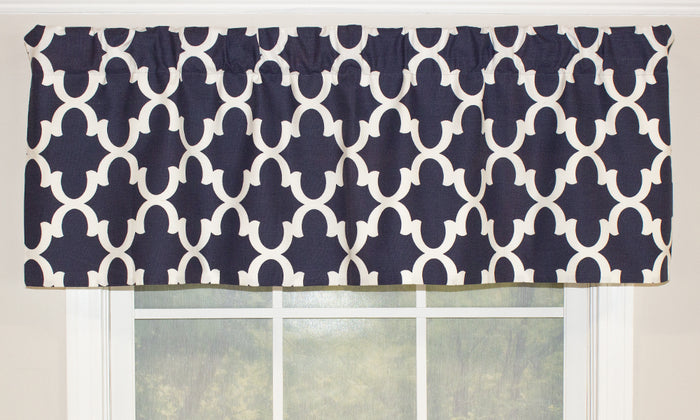 Lindy Straight Valance