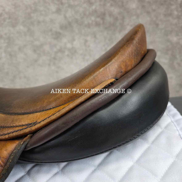 **SOLD** Courbette Lemetex Marschall Spezial All Purpose Saddle, 17" Seat, Medium Tree, Foam Panels
